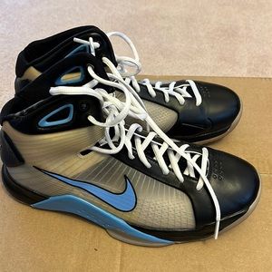 Nike Hyperdunk size 8